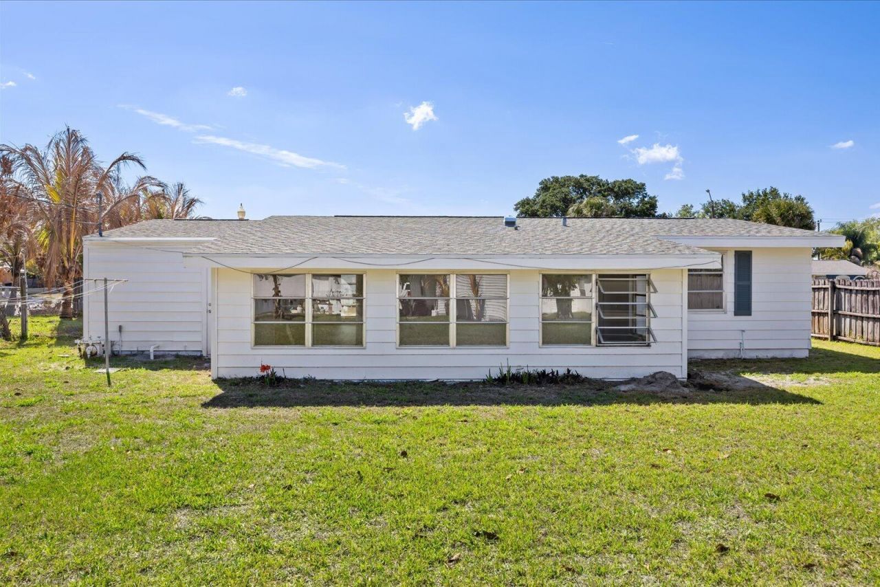 555 SE Airoso Boulevard, Port Saint Lucie, FL 34983 Photo