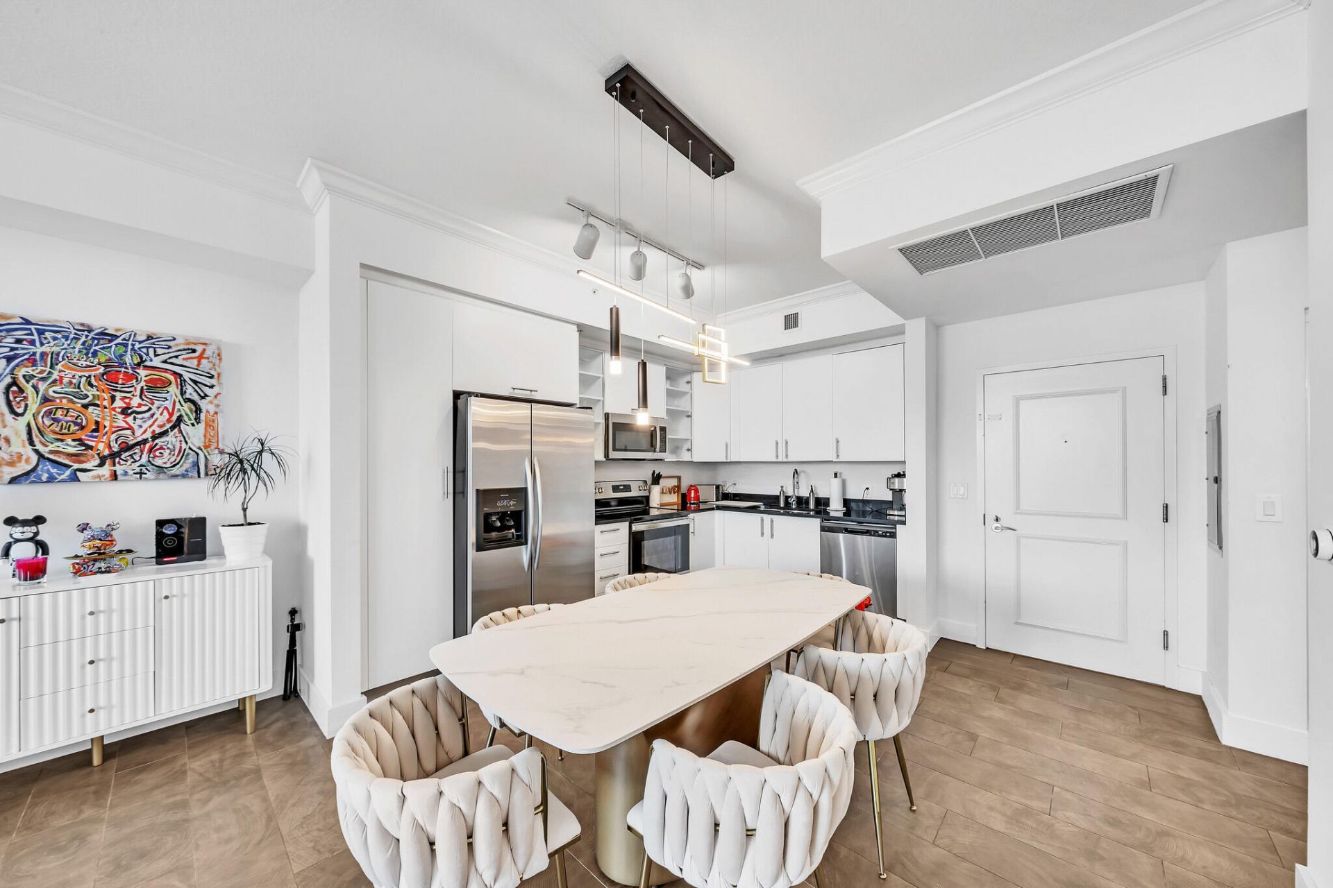 1945 S Ocean Drive, Unit 1803, Hallandale Beach, FL 33009 Photo