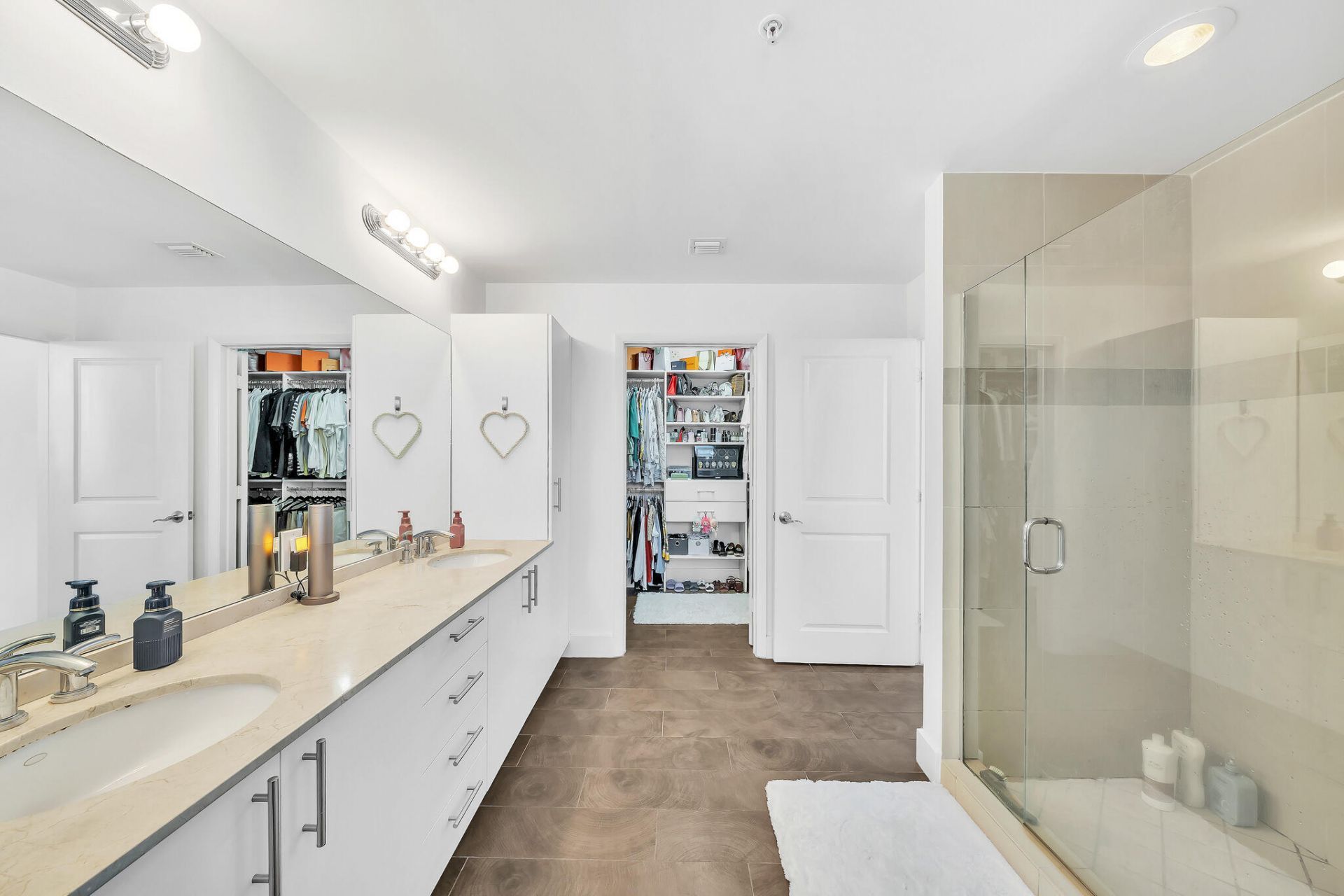 1945 S Ocean Drive, Unit 1803, Hallandale Beach, FL 33009 Photo