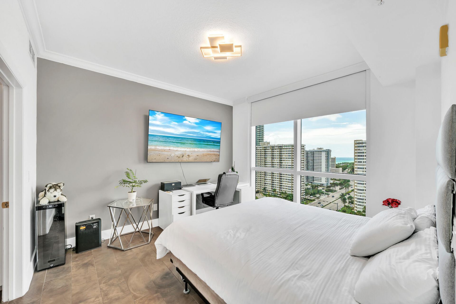 1945 S Ocean Drive, Unit 1803, Hallandale Beach, FL 33009 Photo