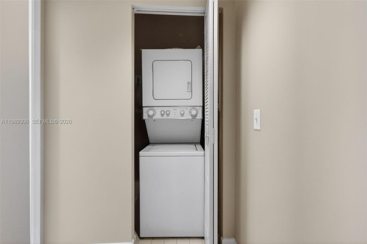 12500 SW 5th Ct , Unit 305M, Pembroke Pines, FL 33027 Photo