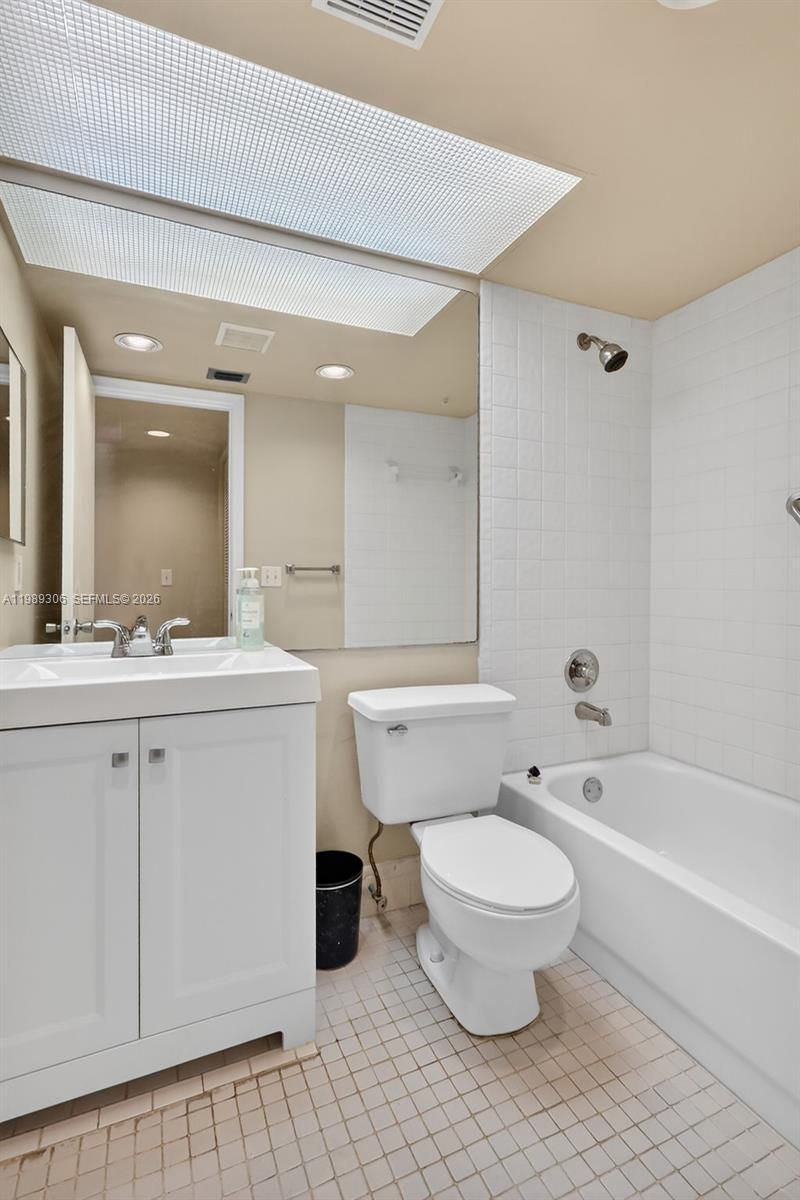 12500 SW 5th Ct , Unit 305M, Pembroke Pines, FL 33027 Photo