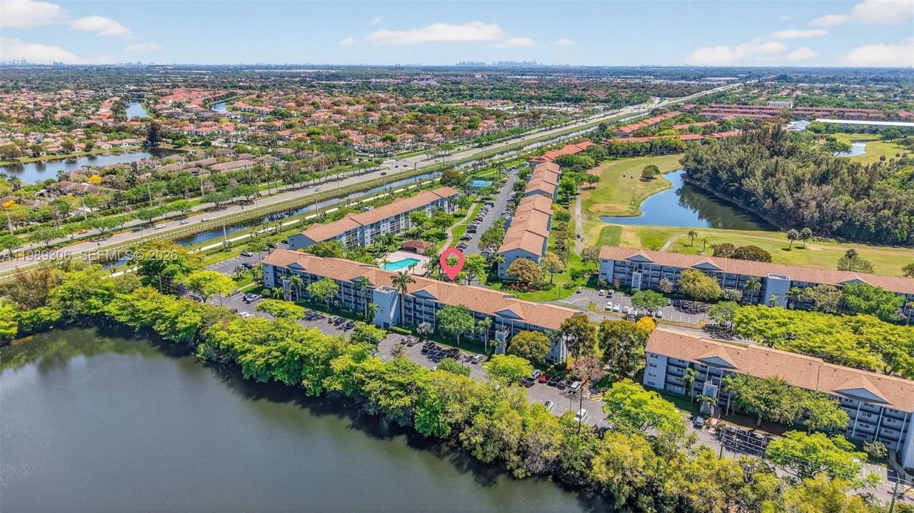 12500 SW 5th Ct , Unit 305M, Pembroke Pines, FL 33027 Photo