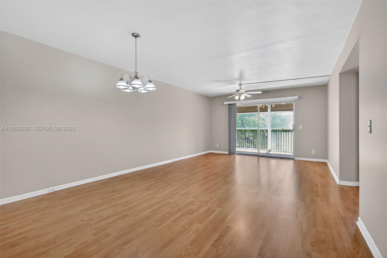 12500 SW 5th Ct , Unit 305M, Pembroke Pines, FL 33027 Photo