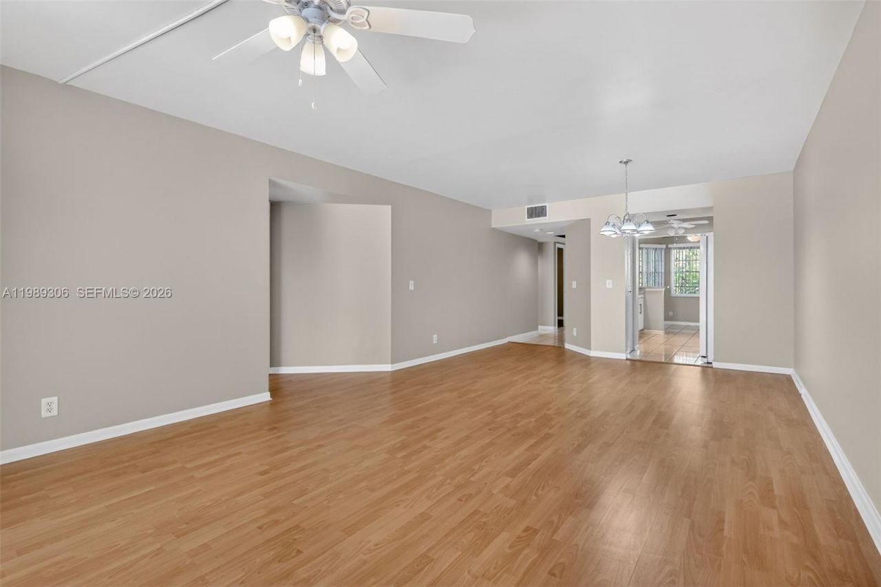 12500 SW 5th Ct , Unit 305M, Pembroke Pines, FL 33027 Photo