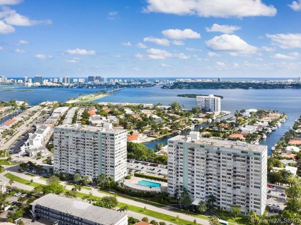 2150 Sans Souci Blvd , Unit B1501, North Miami, FL 33181