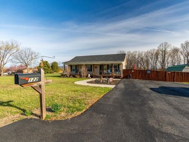 122 Gouyer Drive, Madison Heights, VA 24572