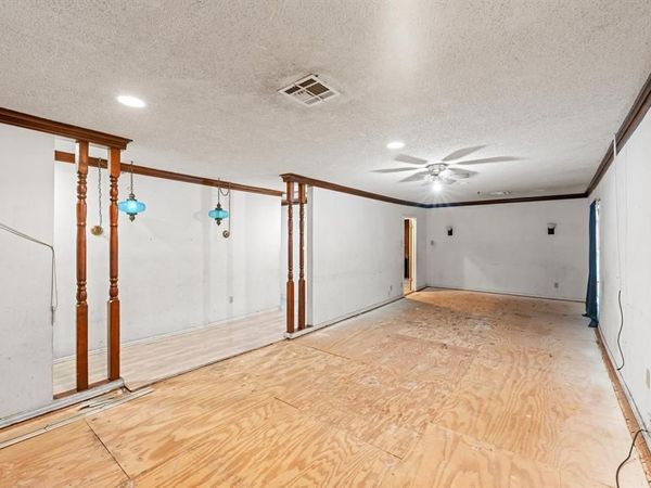 2617 Loraine Street, Fort Worth, TX 76106