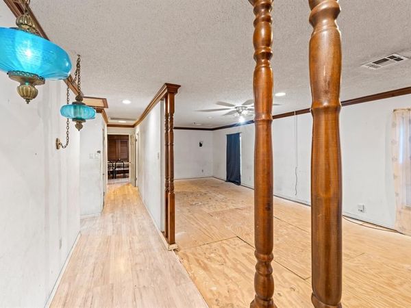 2617 Loraine Street, Fort Worth, TX 76106