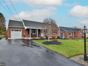 2805 LIBERTY STREET, EASTON, PA 18045