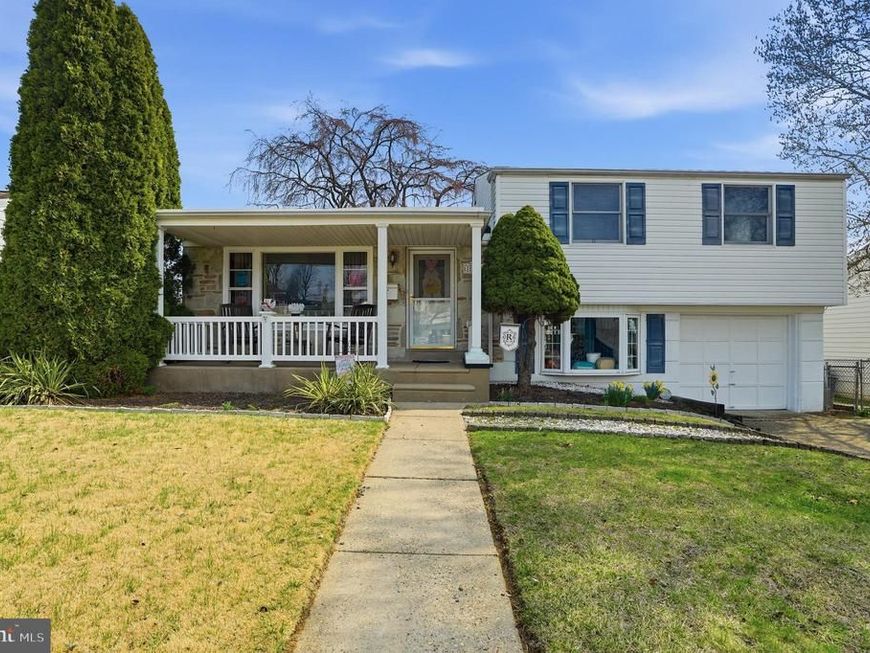 811 Selma Street, Philadelphia, PA 19116 Main Photo