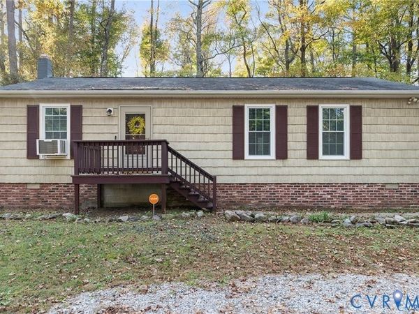 21104 Matoaca Road, South Chesterfield, VA 23803