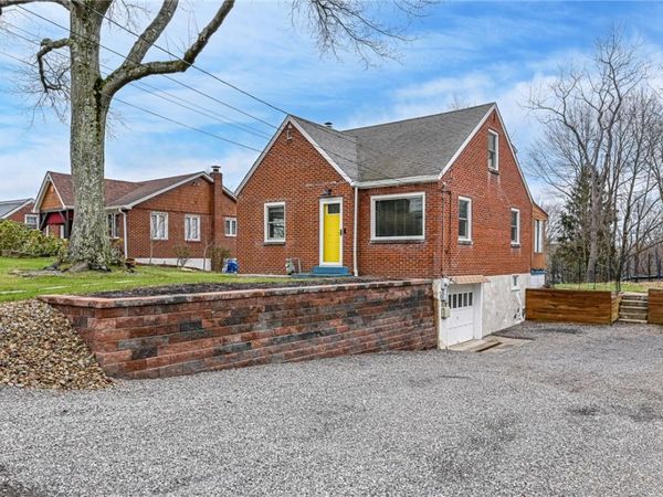 3900 Bonita Dr, Allison Park, PA 15101