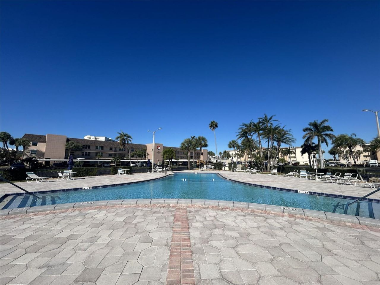 7625 Sun Island Drive S, Unit 108, South Pasadena, FL 33707 Photo