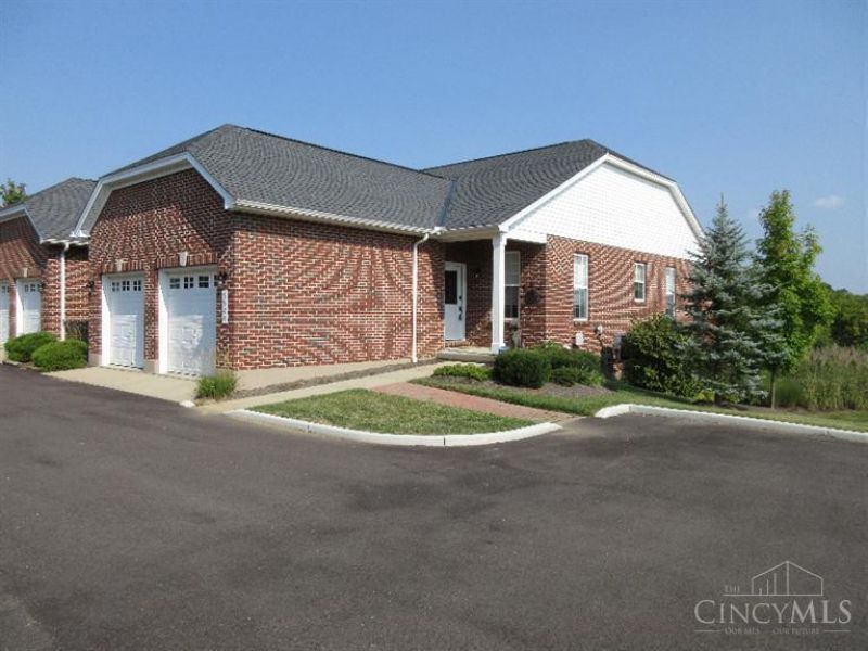 5528 Timber Way Drive, Unit 5528, Cincinnati, OH 45238 Photo 1