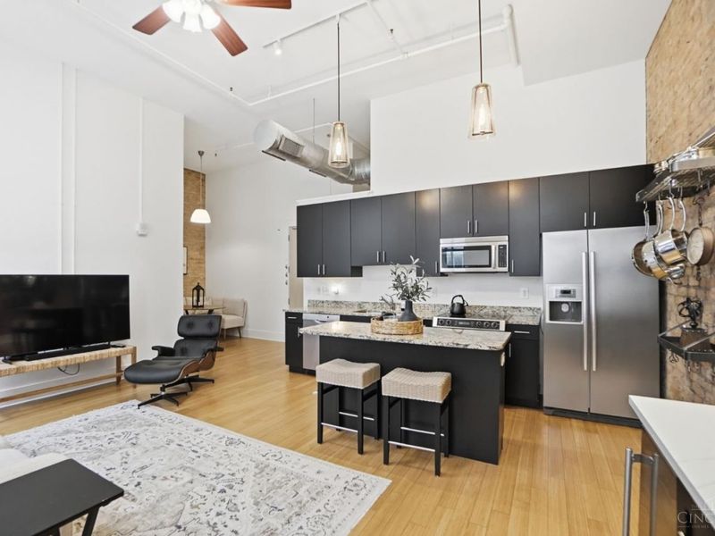 417 Vine Street, Unit 404, Cincinnati, OH 45202 Photo 11