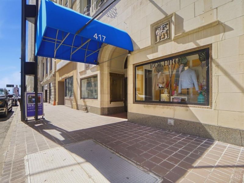 417 Vine Street, Unit 404, Cincinnati, OH 45202 Photo 3