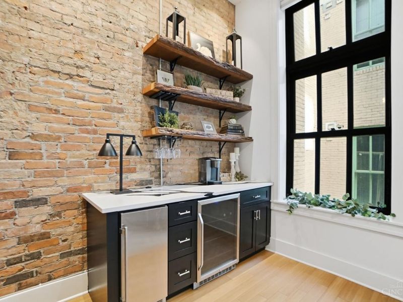 417 Vine Street, Unit 404, Cincinnati, OH 45202 Photo 9