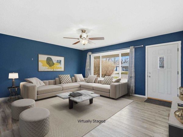 240 Jacolyn Dr. NW, Cedar Rapids, IA 52405