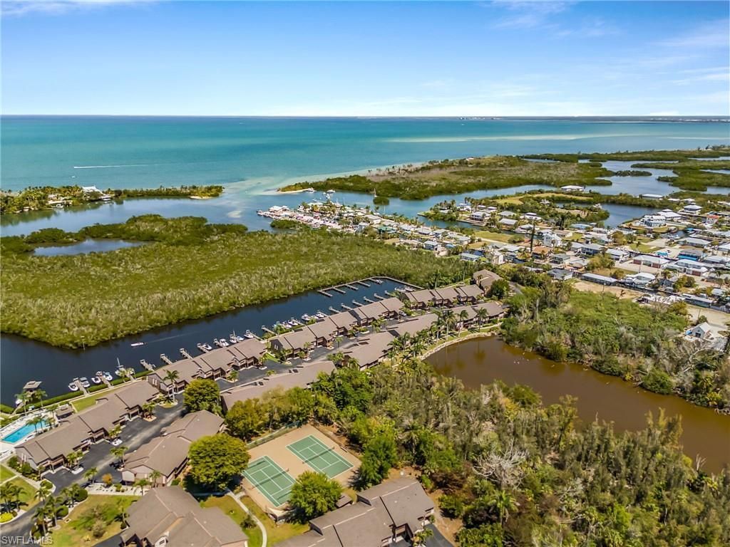 7597 Captains Harbor Dr, Unit 1103, Bokeelia, FL 33922 Photo