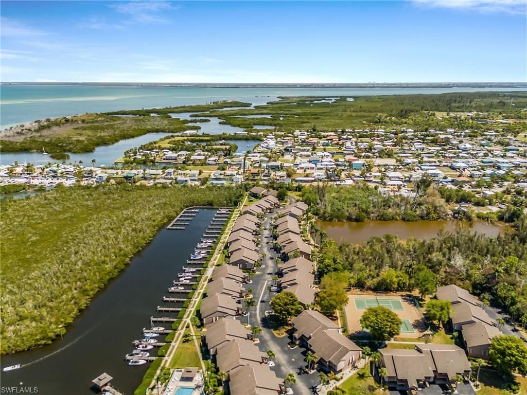 7597 Captains Harbor Dr, Unit 1103, Bokeelia, FL 33922 Photo