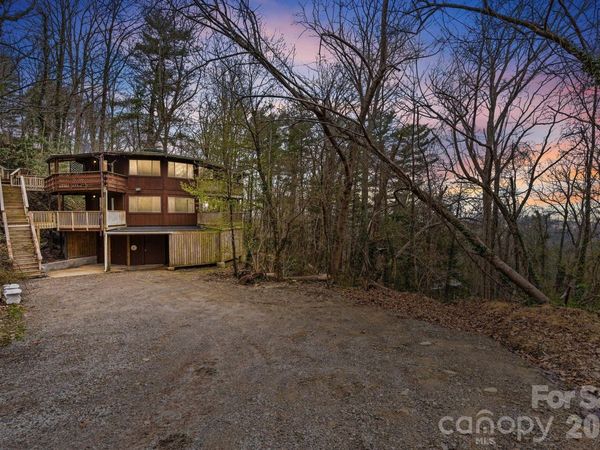 355 Sunset Drive, Asheville, NC 28804