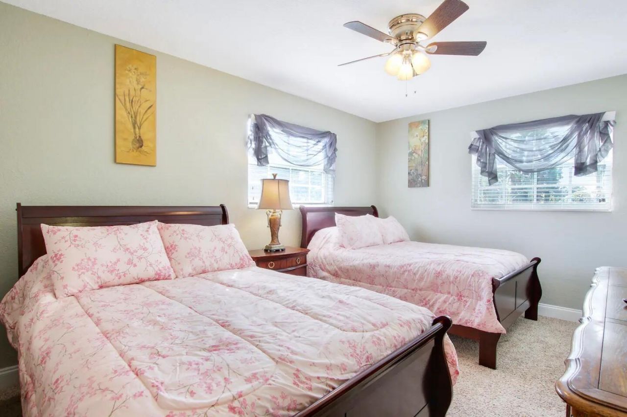 19185 SE Homewood Avenue, Jupiter, FL 33469 Photo