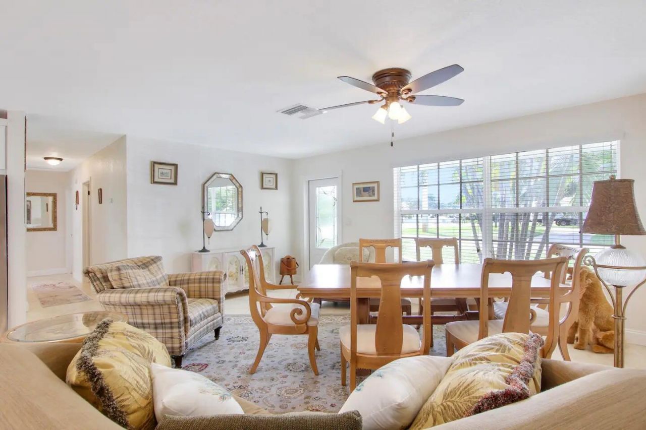 19185 SE Homewood Avenue, Jupiter, FL 33469 Photo