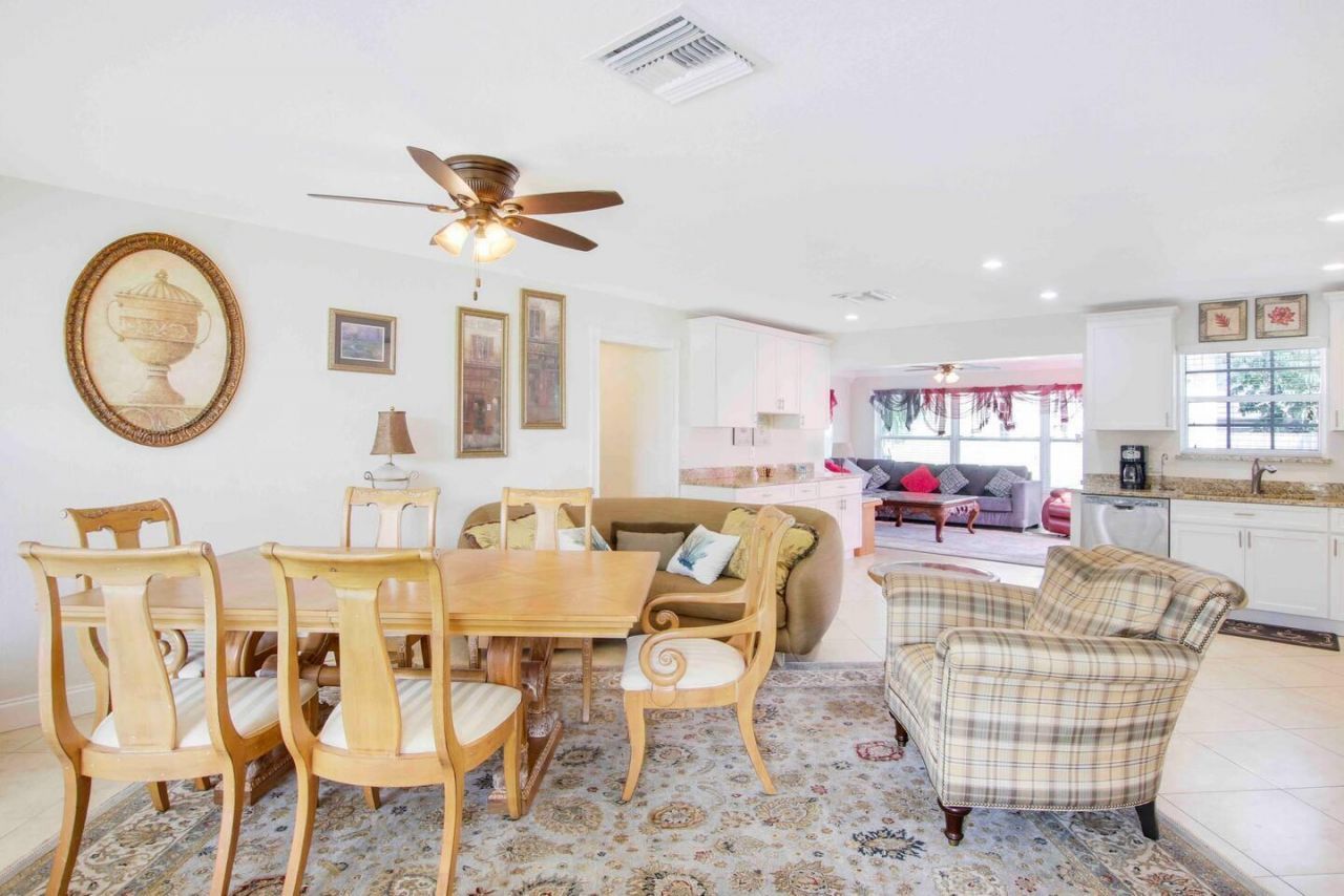 19185 SE Homewood Avenue, Jupiter, FL 33469 Photo