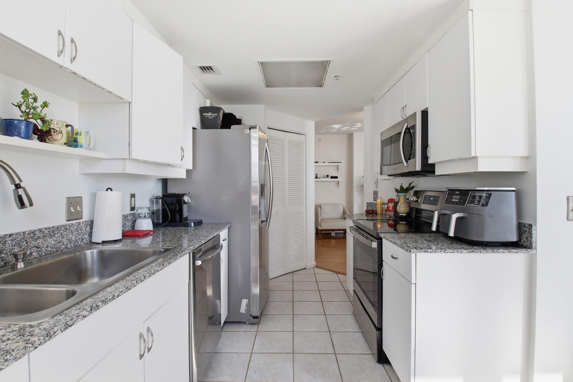 701 Brickell Key Boulevard, Unit 610, Miami, FL 33131 Photo