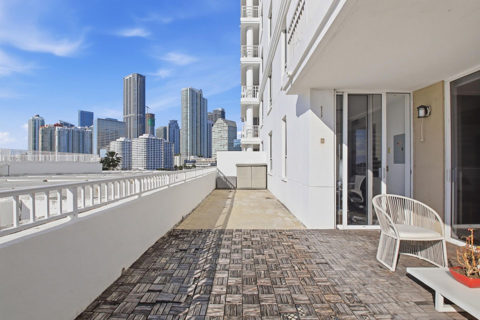701 Brickell Key Boulevard, Unit 610, Miami, FL 33131 Photo