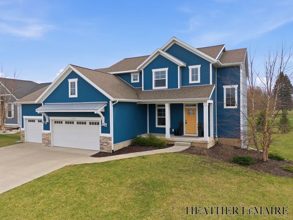 1572 Chase Lane Drive SW, Byron Center, MI 49315