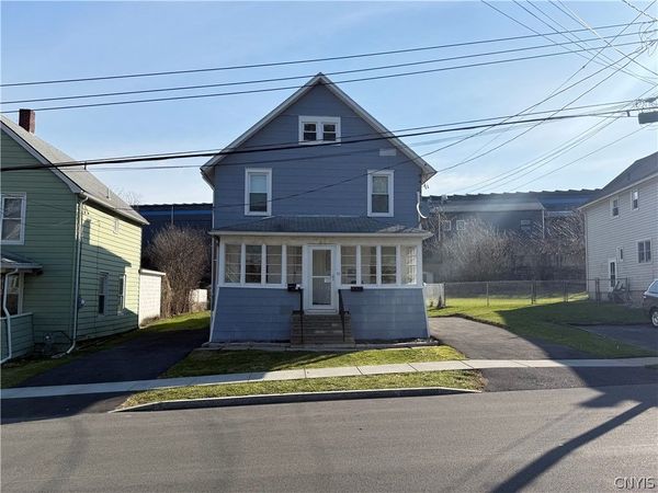 10 Chase Street, Auburn, NY 13021