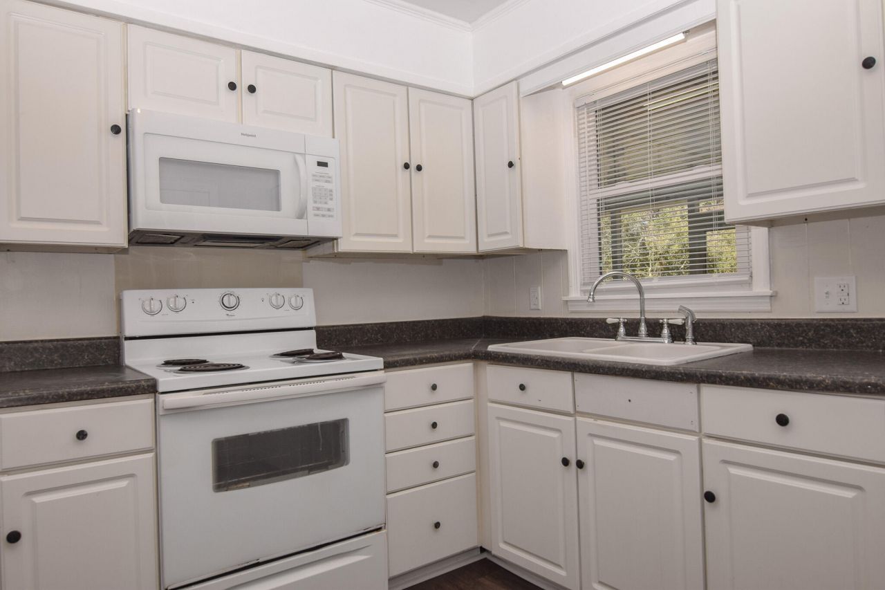 403 Tulip Street Photo 4