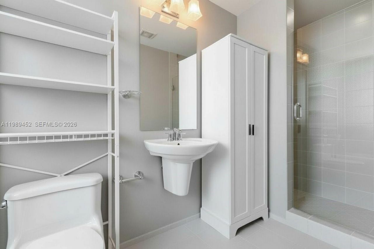 60 SW 13th St, Unit 3800, Miami, FL 33130 Photo