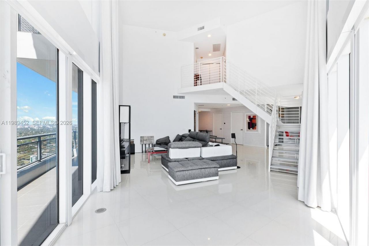 60 SW 13th St, Unit 3800, Miami, FL 33130 Photo