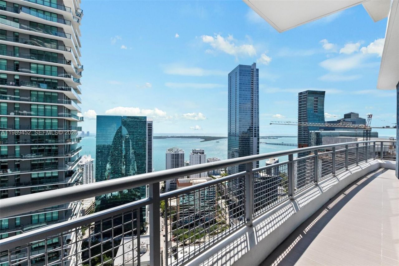 60 SW 13th St, Unit 3800, Miami, FL 33130 Photo