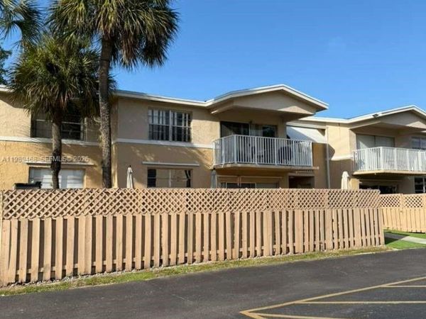 4154 NW 79th Ave, Unit 2A, Doral, FL 33166
