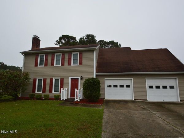 122 Carriage Drive , Jacksonville, NC 28546