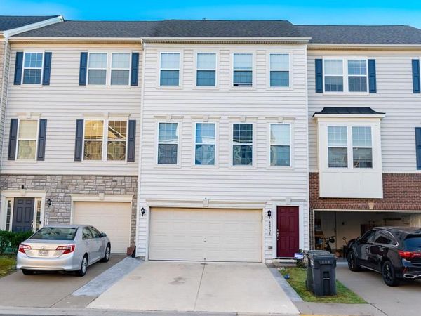 42258 DEAN CHAPEL SQUARE, CHANTILLY, VA 20152