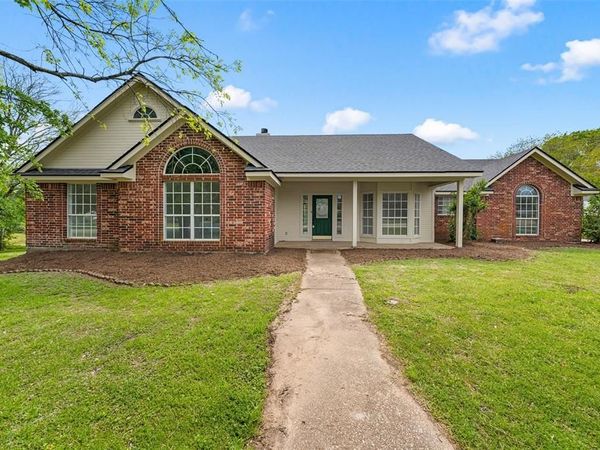 511 Kristi Street , Robinson, TX 76706