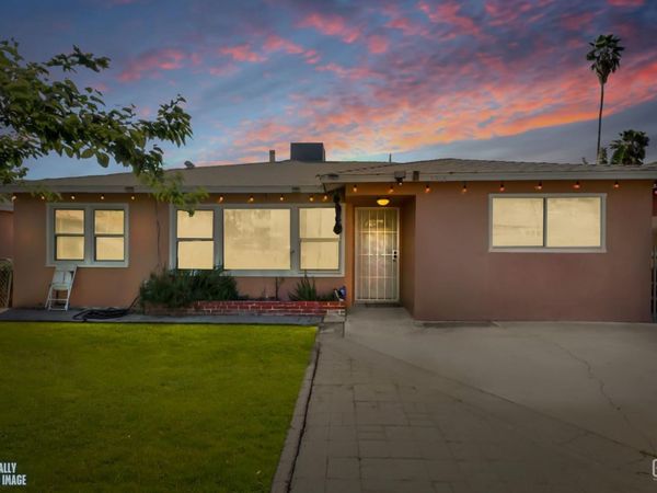 1318 Vale , Bakersfield, CA 93306