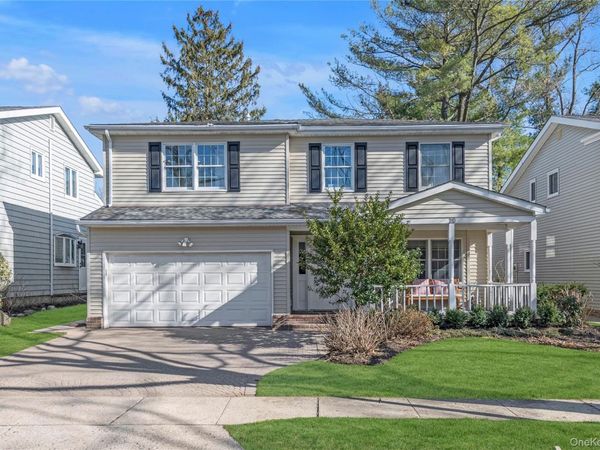 20 Seagull Lane , Port Washington, NY 11050