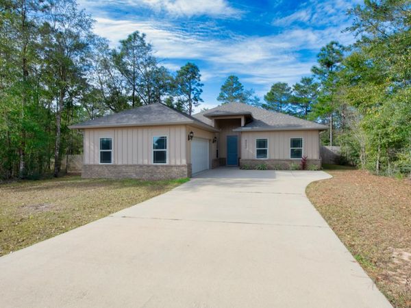 6000 Fiori Drive, Crestview, FL 32539