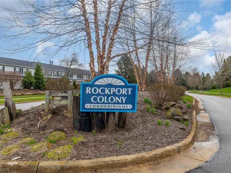 5026 Portland Cove, Stow, OH 44224 Photo 3