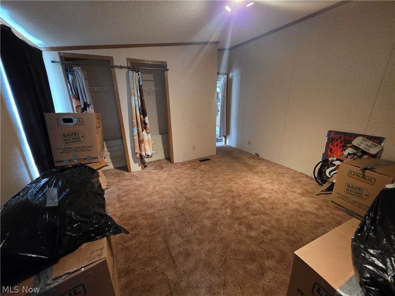 3700 Liberty Avenue, Hubbard, OH 44425 Photo 18