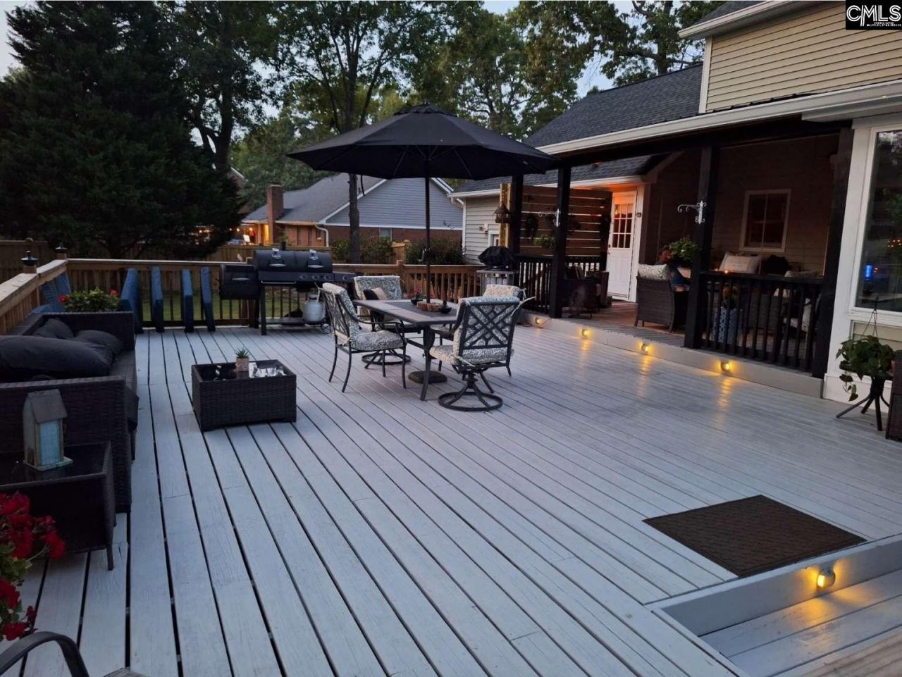 145 Silvercreek Drive  Photo 14