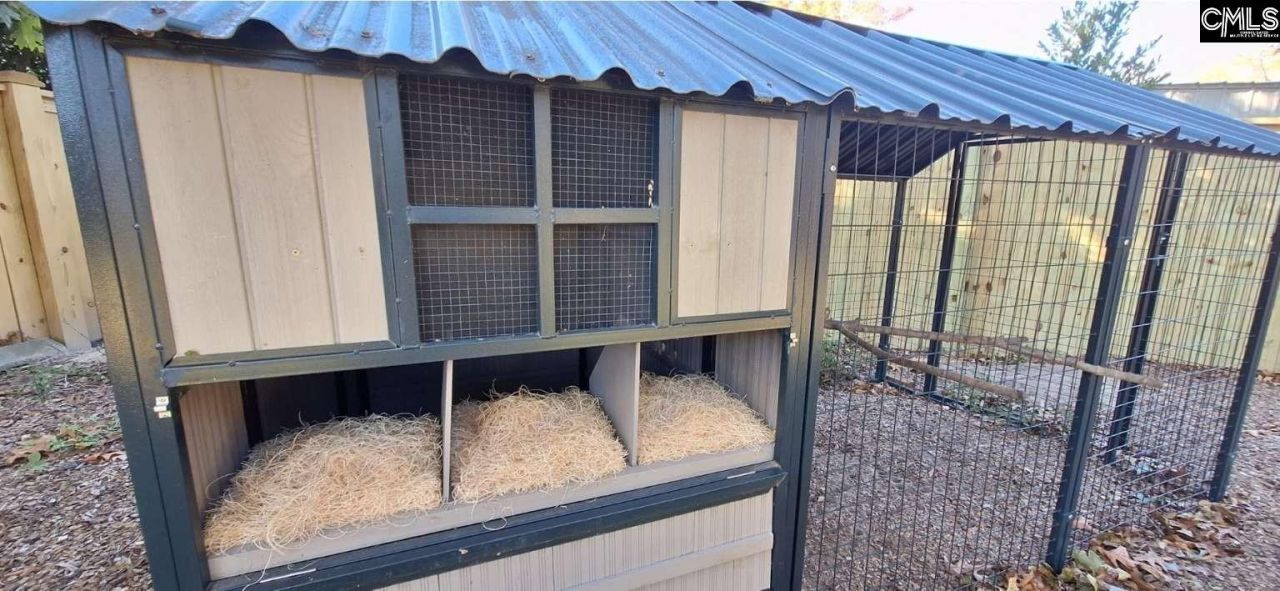 145 Silvercreek Drive  Photo 21