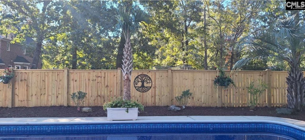 145 Silvercreek Drive  Photo 22