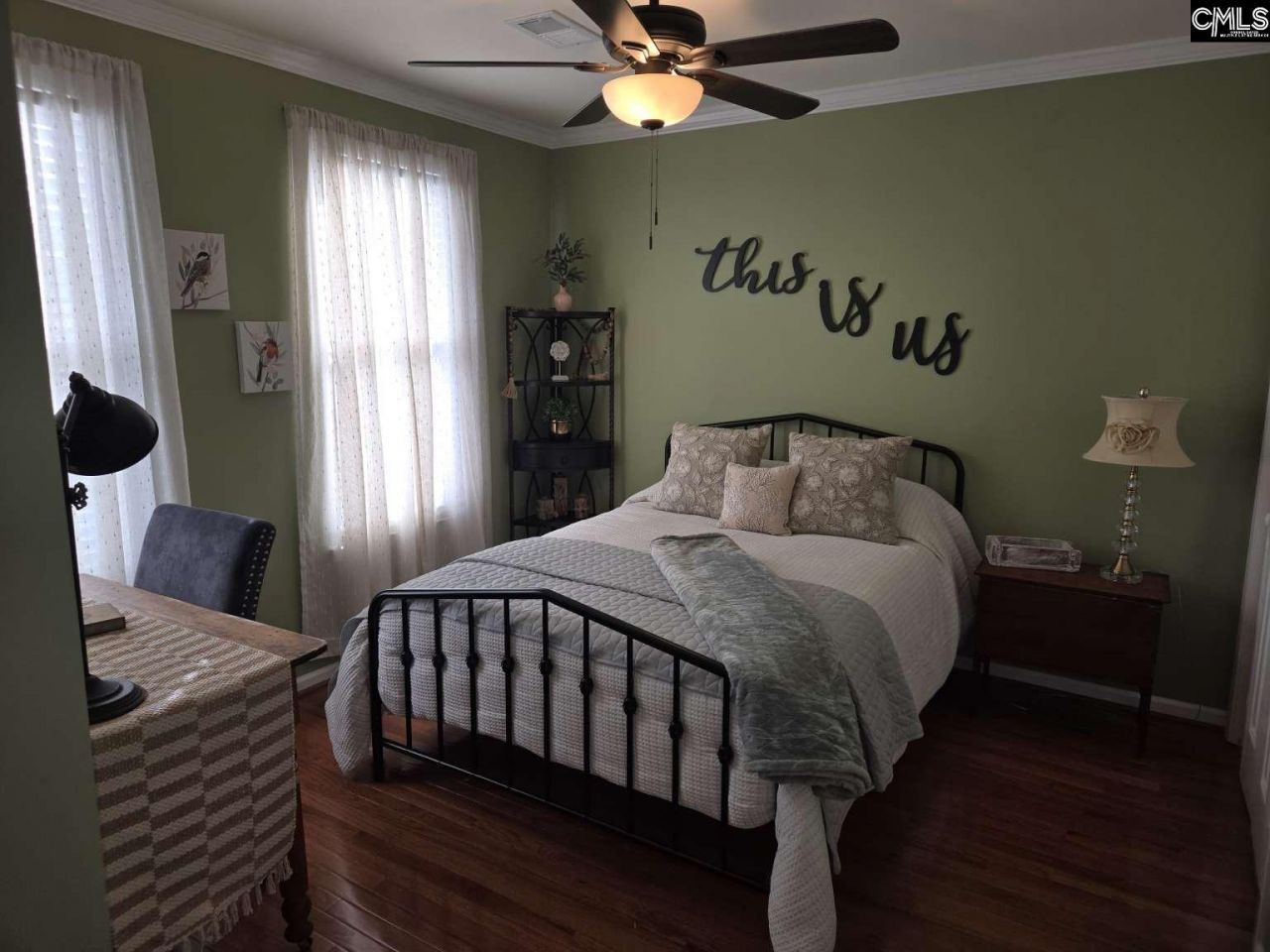 145 Silvercreek Drive  Photo 30